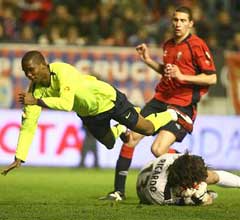 Osasuna, bien aidé par l'arbitre, sort vainqueur face au Barça